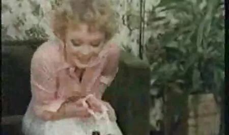 Falo de su esposo, siendo esposa, videos de veteranas culonas madura en traje de Snow Maiden, regalos para el Año Nuevo