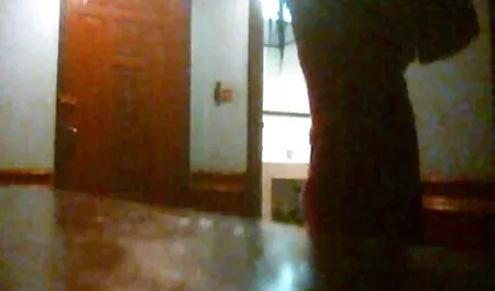 La mujer no veteranas penetradas tiene miedo de otras personas