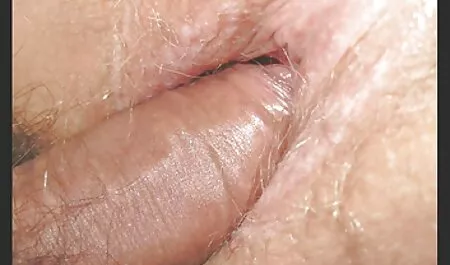 Lujurioso madura veteranas con jovenes xxx rubia está feliz de follar con un hombre que vino a visitarla