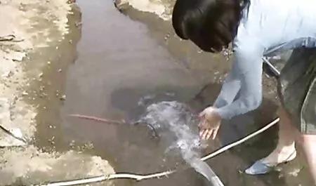 Vanessa Young y frágil, no puede resistir la videos veteranas desnudas presión del entrenador