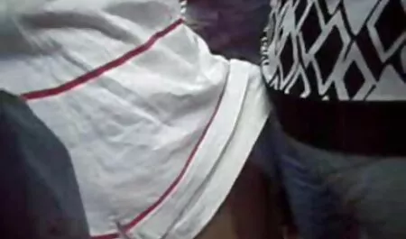 Una veteranas bien ricas declaración de belleza con su novio