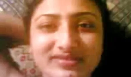 Chica pelirroja con trenzas se traga bien y toma su L. veteranas bien ricas