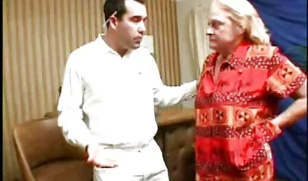 Chica Sexy desnudándose delante de su novio y listo para veteranas colombianas follando follar