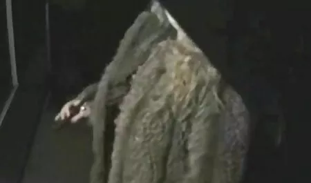 Joven adolescente coño se videos x de veteranas pone agresivo consolador golpeando en el estilo correcto