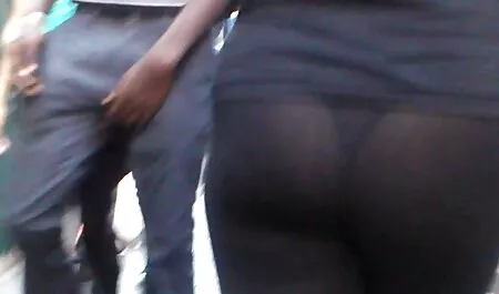 Modelo porno veteranas negras follando llegar íntimo con un compañero de trabajo