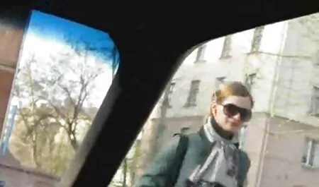 Hermosa madura rubia en la polla de una persona y se la mete videos de veteranas gratis en su coño