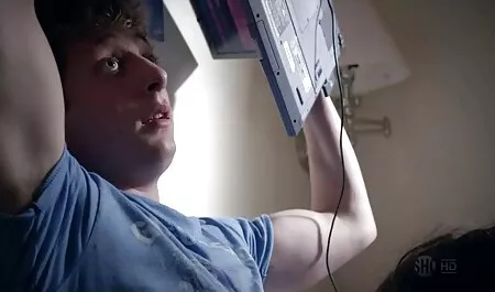 Máscara de veteranas dormidas pezones jóvenes, chupar a su hermano, sus grandes pollas profundas