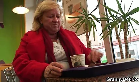 Pelirroja modelo porno video xxx veteranas es una plenitud