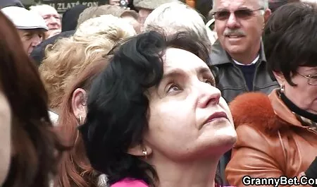 Todos los videos de veteranas teniendo sexo agujeros de perra están abiertos para todos