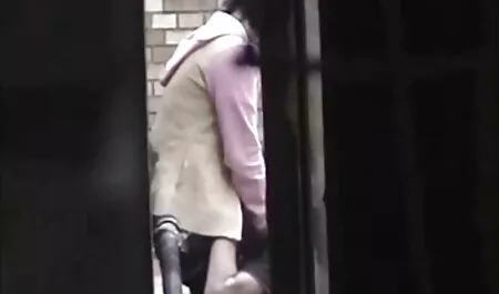 Las niñas no se confunden entre videospornoveteranas sí en la cama