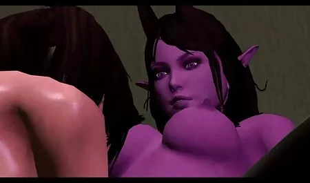 Dulce, hermosa, masturbándose, lamiendo coños y clítoris veteranas gordas desnudas metiendo un dedo en anal