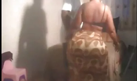 Ruso chica pagar con su culo para veteranas penetradas la viaje