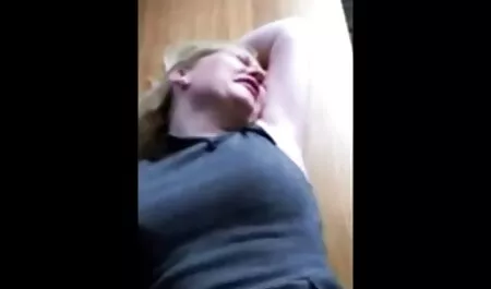 Tailandés perra chupa porn maduras amateur polla grande blanco viajero con semen tragar