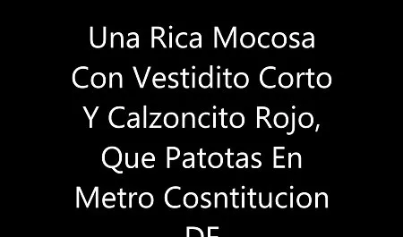Frágil chica porno de veteranos como la masturbación y no dude en mostrarlo