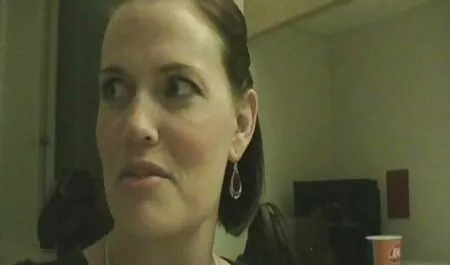 Las mujeres veteranas cerdas maduras obtener el placer sexual de la instrucción de golf polla