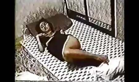 Modelo porno puesta videos sexo veteranas en escena, cortinas, stripper, hermosa