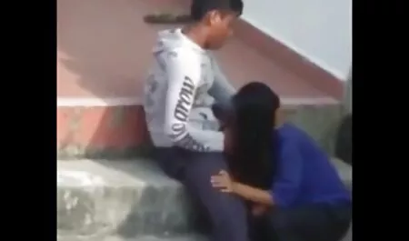 Joven Asiático de pollo veteranas infieles xxx se la follan en el gimnasio con su instructor de fitness