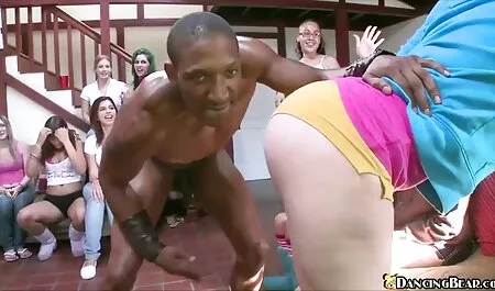 Hermosa Lencería y videos veteranas calientes complejo perra