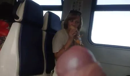 Joven esposa veteranas fogosas Japonesa puta hermana con los ojos vendados hombre