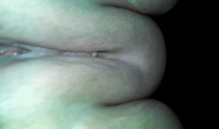 Chica pelirroja tiene un orgasmo de tatuaje durante videos veteranas calientes el sexo a través de la vagina sin un condón