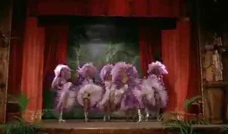 Polla hijo sexo casero con veteranas consigue la handjob con la mamada de la maduro mujer