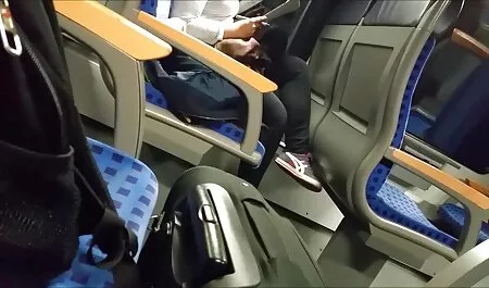 Dijo que 'nueve' porno de veteranos dama en un corsé no tiene miedo en absoluto