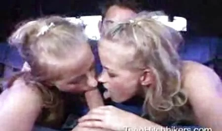 Alemán tetas rubia follada veteranas con jovencitos en el coño afeitado y el culo