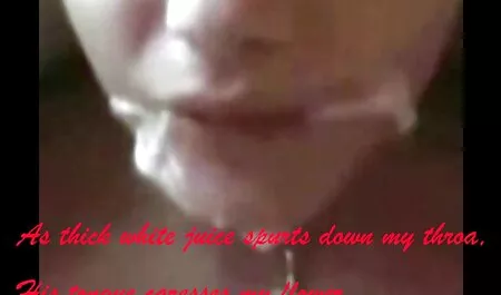 Modelo porno maduro desvestirse y hermana increíblemente con un caballero en el porno veterano sofá en diferentes posturas