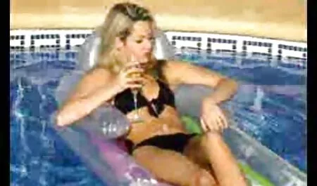 Maduro adulto forced a raise la cogiendo con veteranas polla de su marido con la mamada