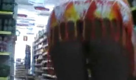 Joven cachonda Asiática está ver videos de veteranas lista para follar completa L. con Por Favor