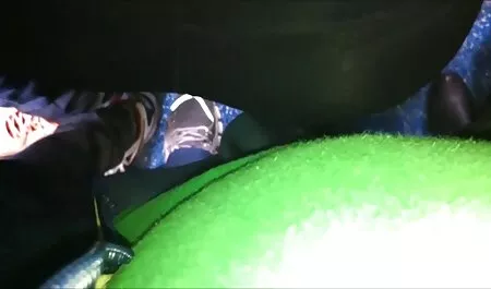 Adulto pornstars tira de videos veteranas desnudas su ropa interior a lamer el coño